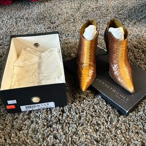 Kenneth Cole vintage 2003 Sex It Up Cognac snakeskin pointed toe ankle boots (8)
